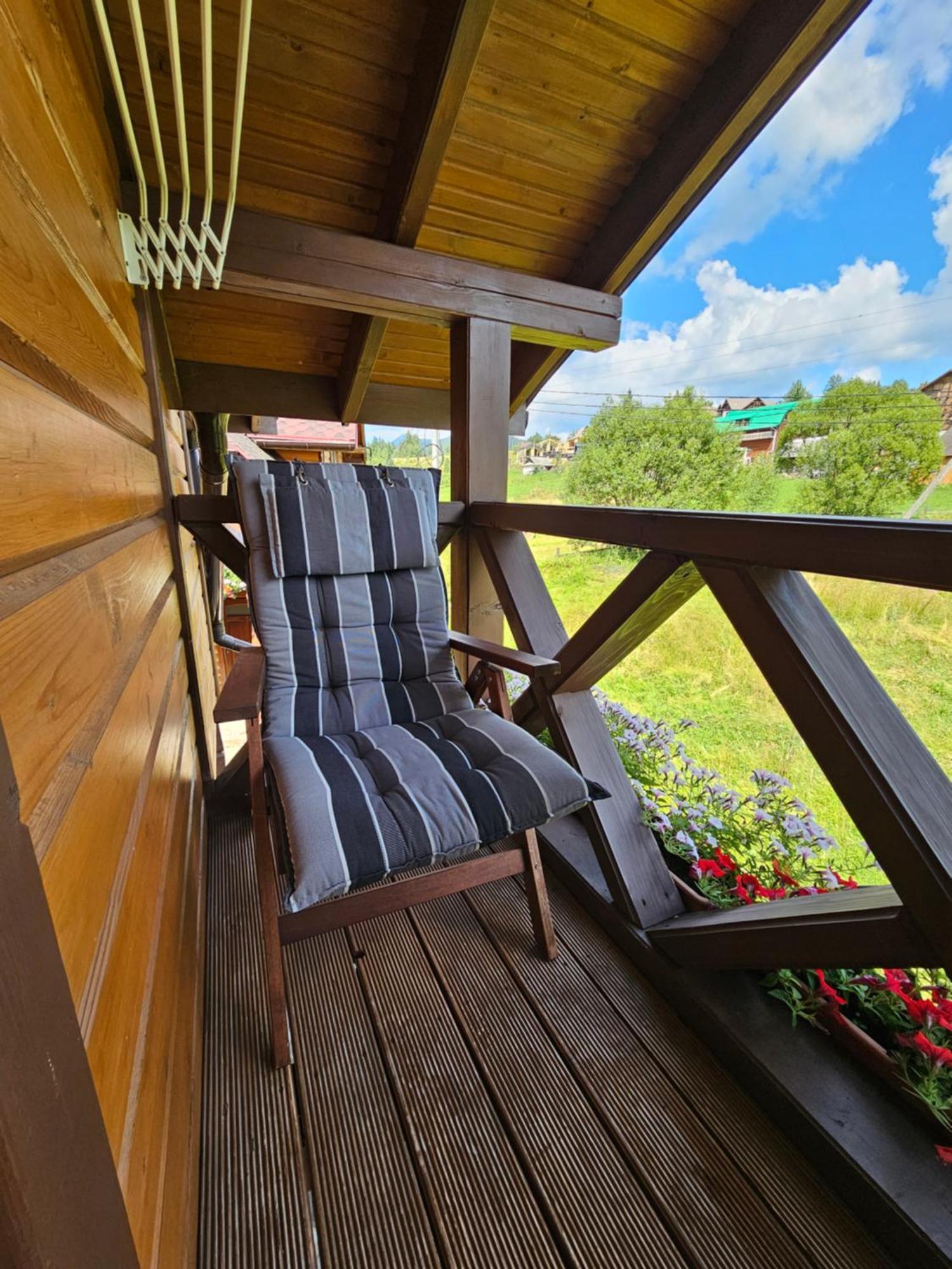 טטאריב Guesthouse Kolo Druziv מראה חיצוני תמונה