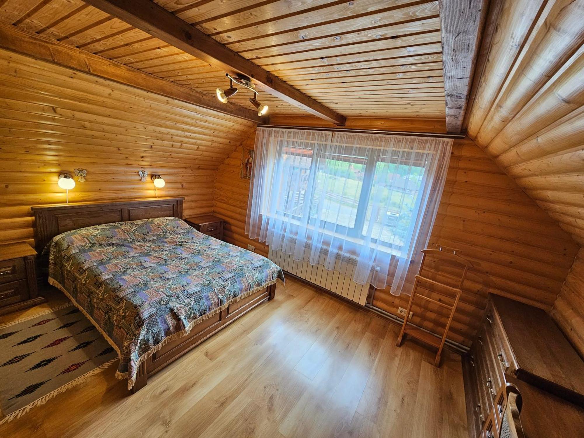 טטאריב Guesthouse Kolo Druziv מראה חיצוני תמונה