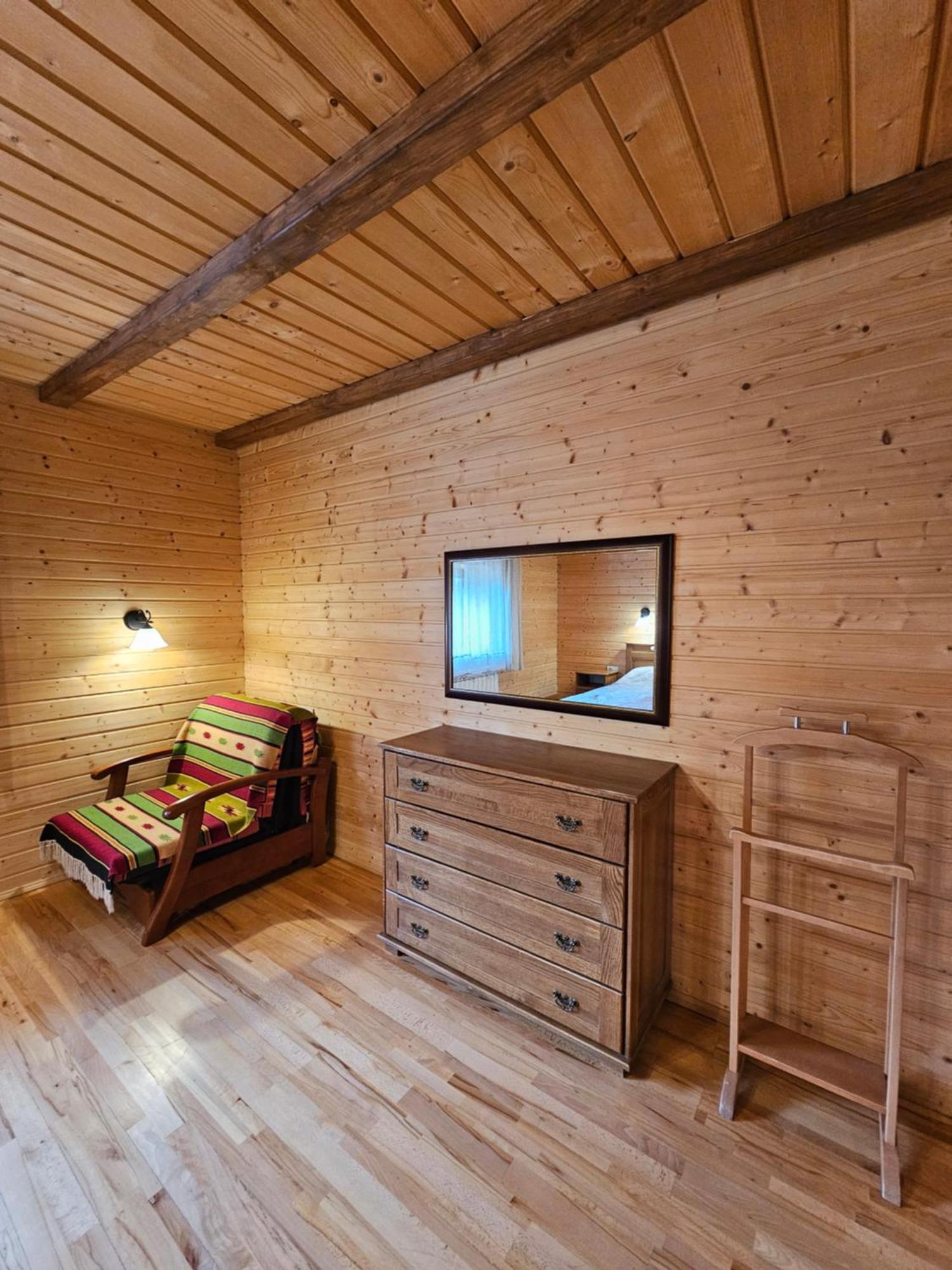 טטאריב Guesthouse Kolo Druziv מראה חיצוני תמונה