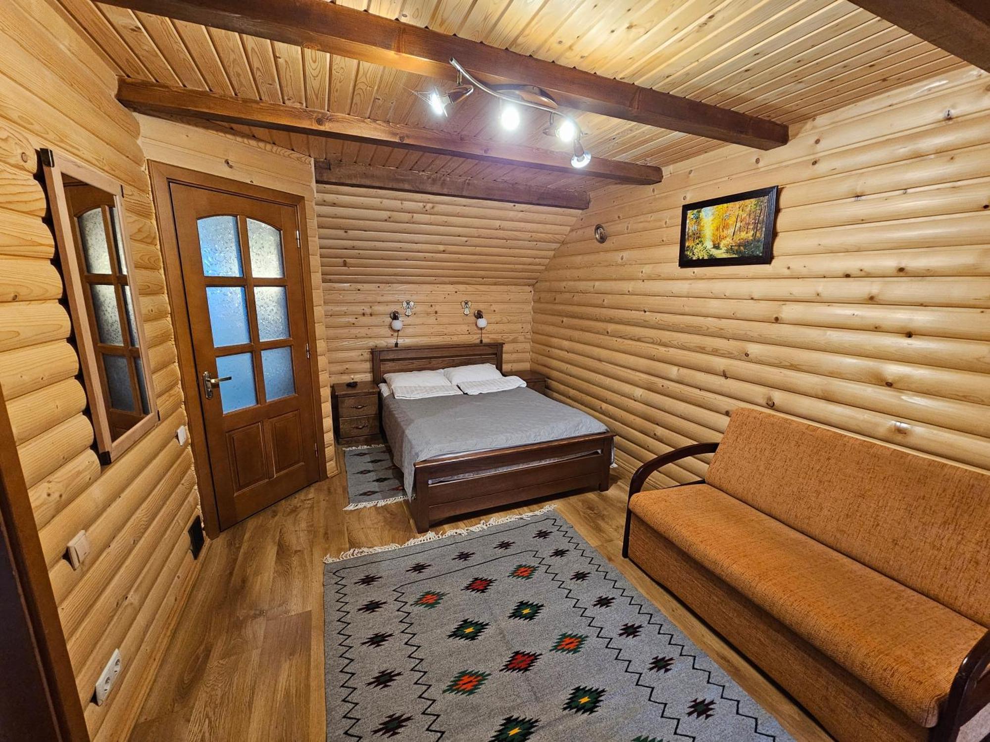 טטאריב Guesthouse Kolo Druziv מראה חיצוני תמונה